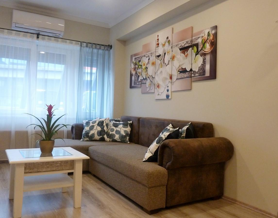 Varlak Apartman Debrecen Ngoại thất bức ảnh